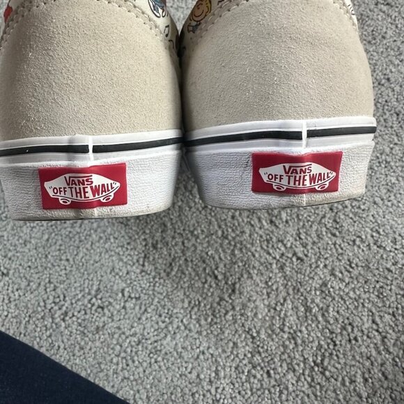 Vans x Peanuts Old Skool 'Snoopy' and Peanuts Sneakers - Size 10 - EUC Like New - Picture 10 of 11